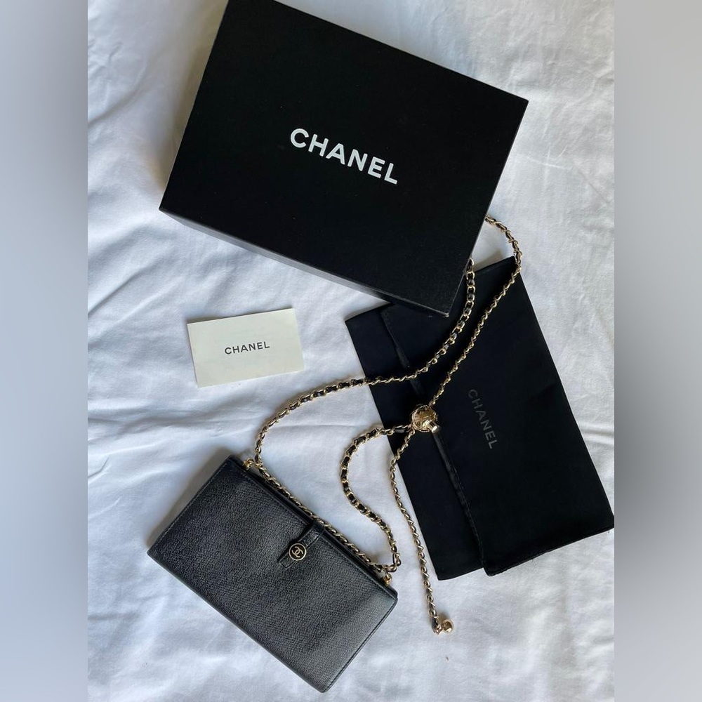 Chanel bag 2004 . Original . Used . Excellent condition.